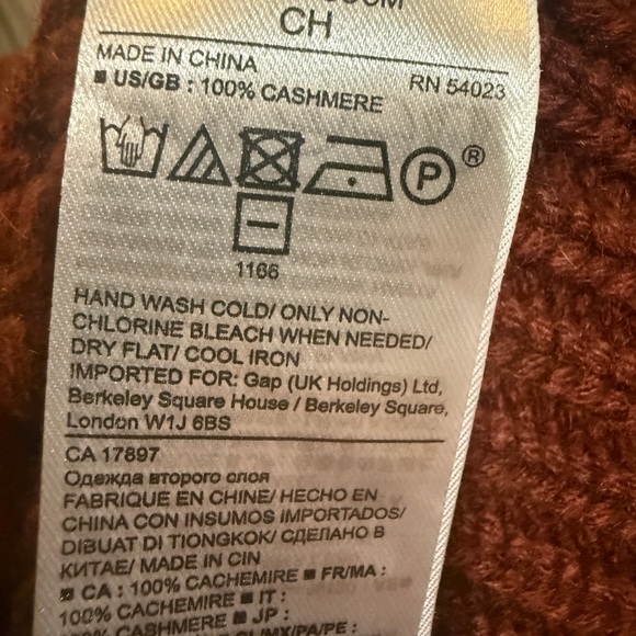 Banana Republic V-Neck Cashmere Sweater - Deep Burgundy - Picture 7 of 7